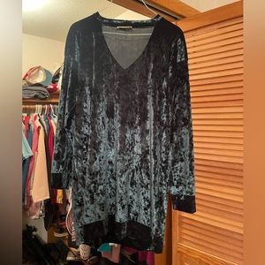 Green velvet like tunic